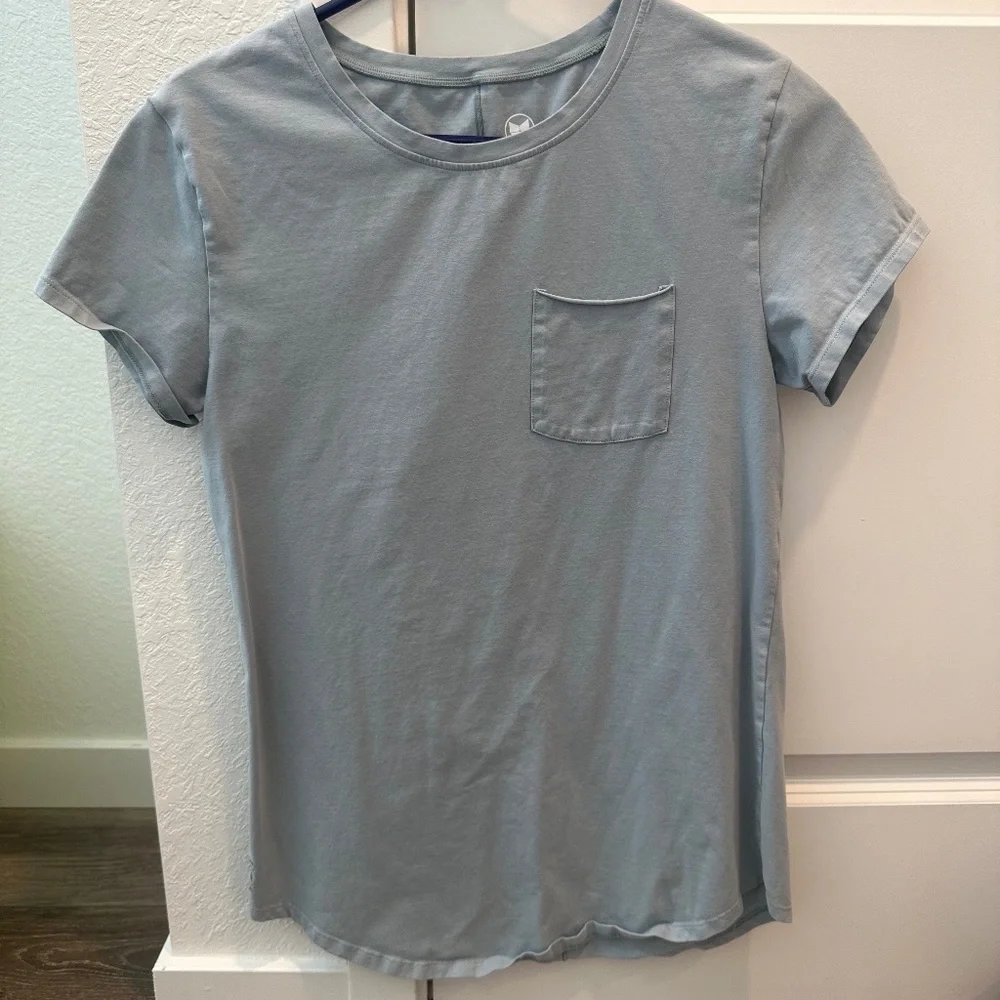 Women’s Alpha Forward shirt - Picture 1 of 3